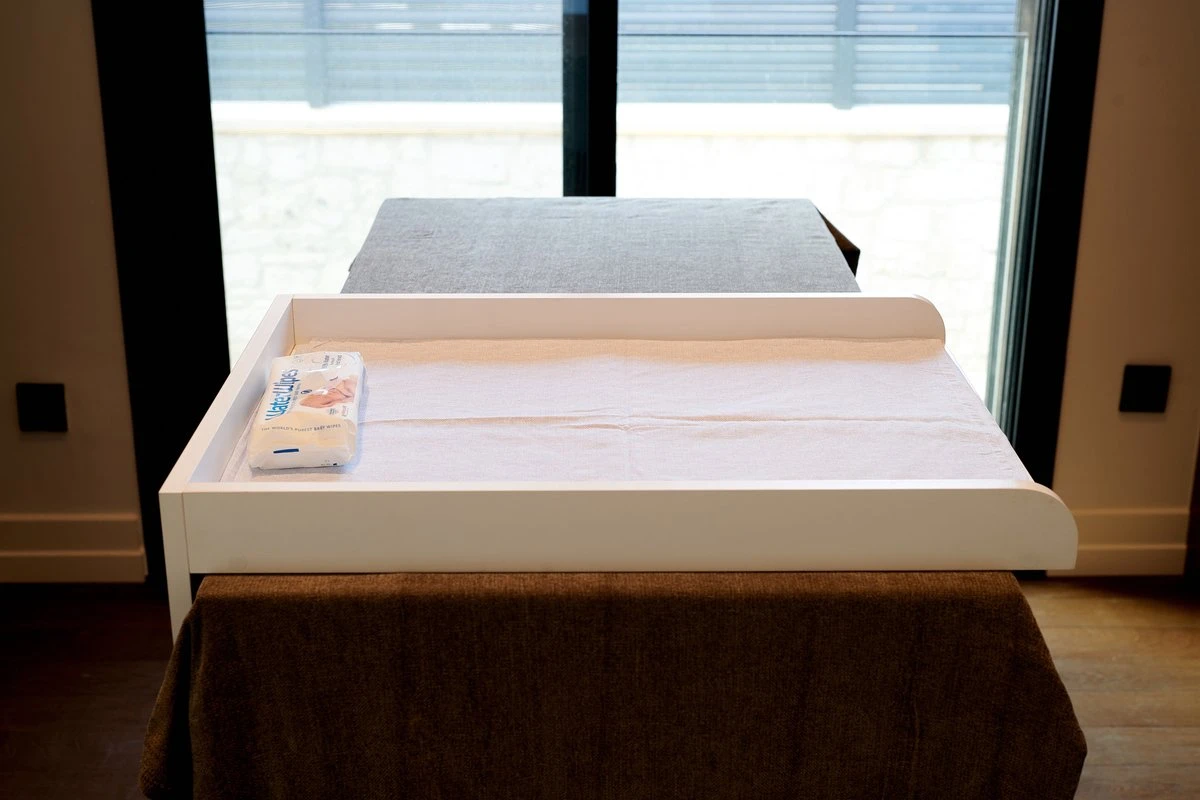 Saby© Universele Commode Bladvergroter - Geschikt Voor Alle Kasten - Wit - MDF 4 Saby© Universele Commode Bladvergroter - Geschikt Voor Alle Kasten - Wit - MDF - Afbeelding 2