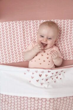 Meyco Knitted Heart Swaddle - 3-pack - Hydrofiel - Pink - 120x120cm -Babyproducten Verkoop 800x1200 3