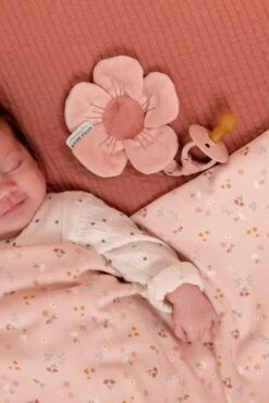 Little Dutch - Flowers & Butterflies - Speendoekje 12 Little Dutch - Flowers & Butterflies - Speendoekje -Babyproducten Verkoop 801x1200 11